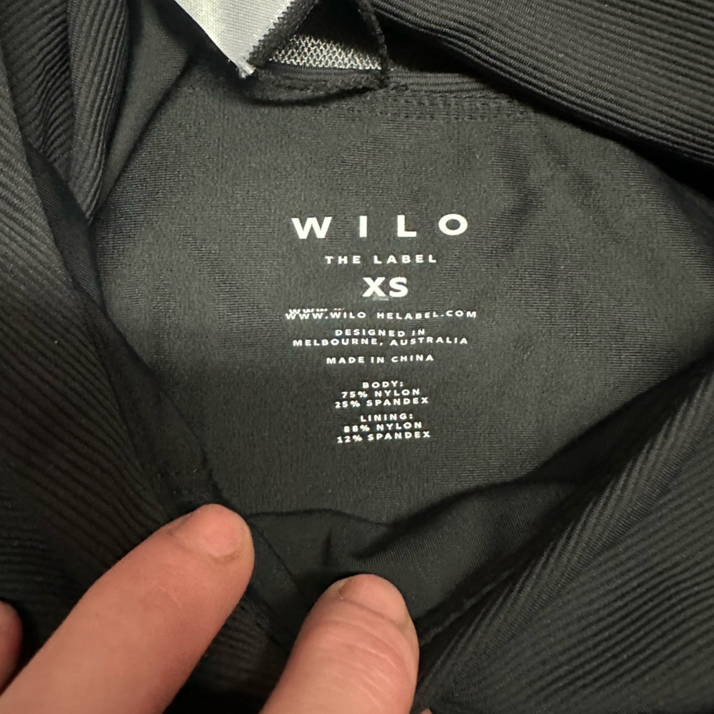 NWT WILO SWIMSUIT - Picture 3 of 3